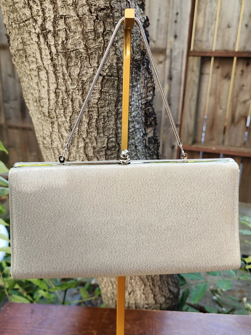 Vintage Metallic Silver Shimmer Evening Bag Kiss Lock Chain Strap Clutch